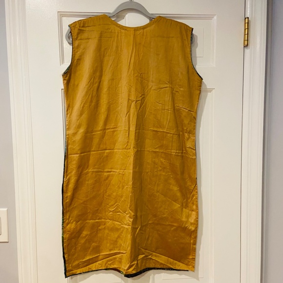 Women’s Bohemian Gold Floral Sleeveless Tunic – Size 36 (US 6) - Picture 8 of 8